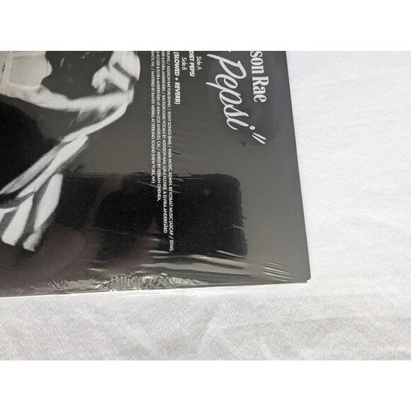 Addison Rae Diet Pepsi Vinyl Hand Signed Cover Single 7" New Sealed Autograph - Picture 12 of 16